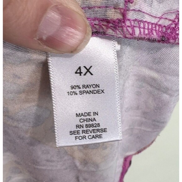 LOGO by Lori Goldstein Rayon 230 Square Neck Printed Top Pink Blossom Size 4X - Picture 8 of 12